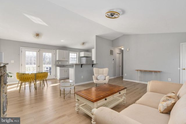 7541 EGGBORNSVILLE RD, Rixeyville, VA 22737