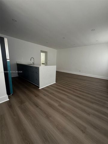 2191 NE 167th Street 1, North Miami Beach, FL 33162