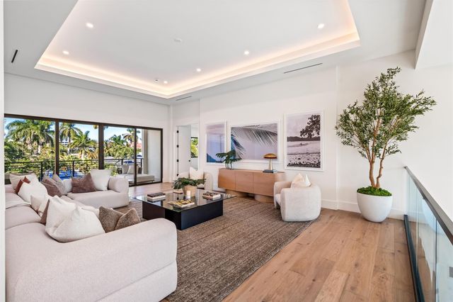 951 Tropic Boulevard, Delray Beach, FL 33483