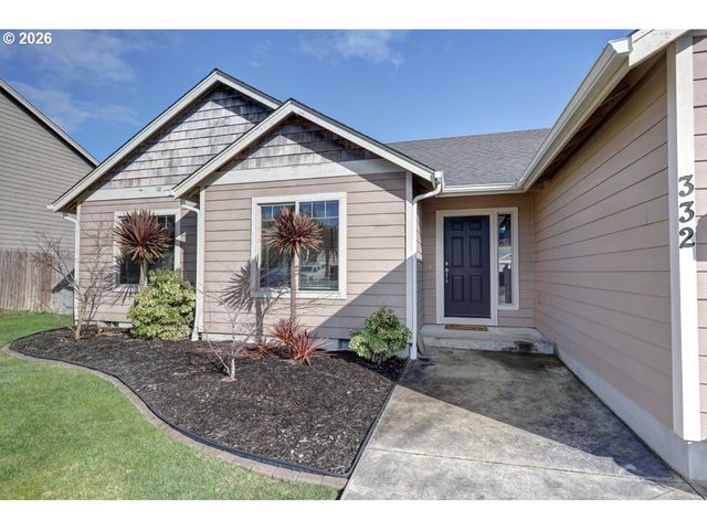 332 Sw KALMIA Ave, Warrenton, OR 97146