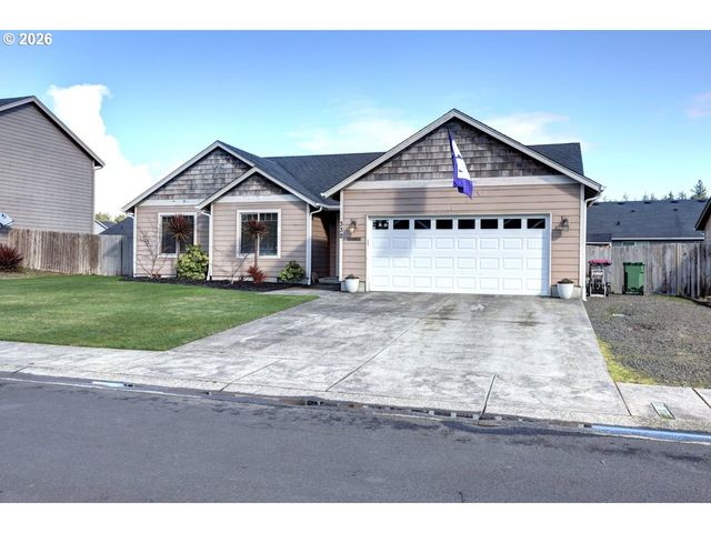 332 Sw KALMIA Ave, Warrenton, OR 97146