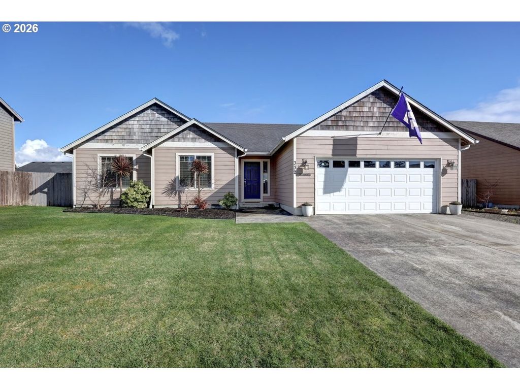 332 Sw KALMIA Ave, Warrenton, OR 97146