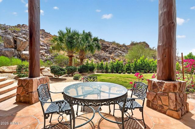 1611 E DESERT WILLOW Drive, Phoenix, AZ 85048