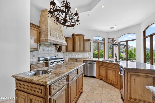 1611 E DESERT WILLOW Drive, Phoenix, AZ 85048
