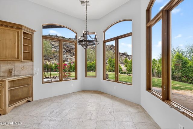 1611 E DESERT WILLOW Drive, Phoenix, AZ 85048