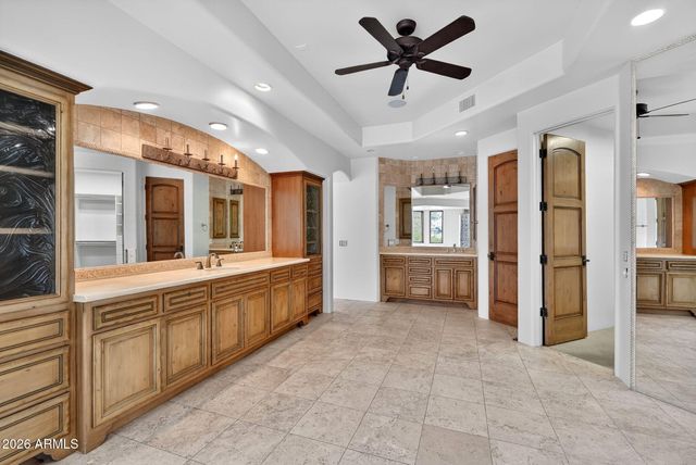 1611 E DESERT WILLOW Drive, Phoenix, AZ 85048