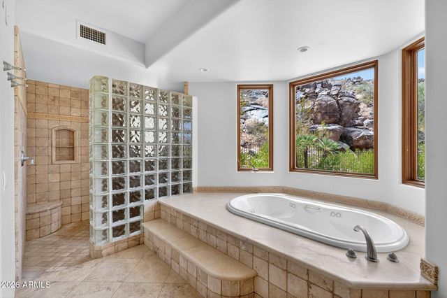 1611 E DESERT WILLOW Drive, Phoenix, AZ 85048