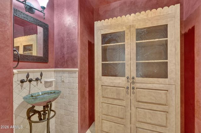 1611 E DESERT WILLOW Drive, Phoenix, AZ 85048