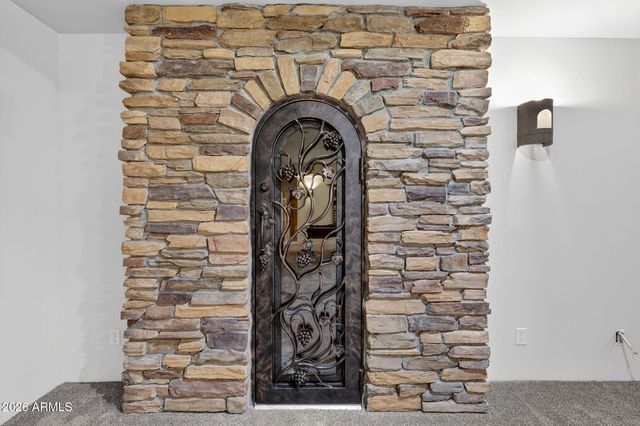 1611 E DESERT WILLOW Drive, Phoenix, AZ 85048