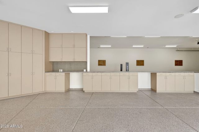 1611 E DESERT WILLOW Drive, Phoenix, AZ 85048