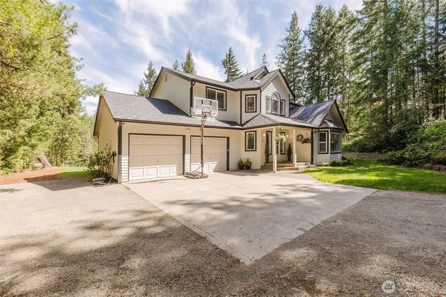 3414 NW Wild Ridge Lane, Bremerton, WA 98312