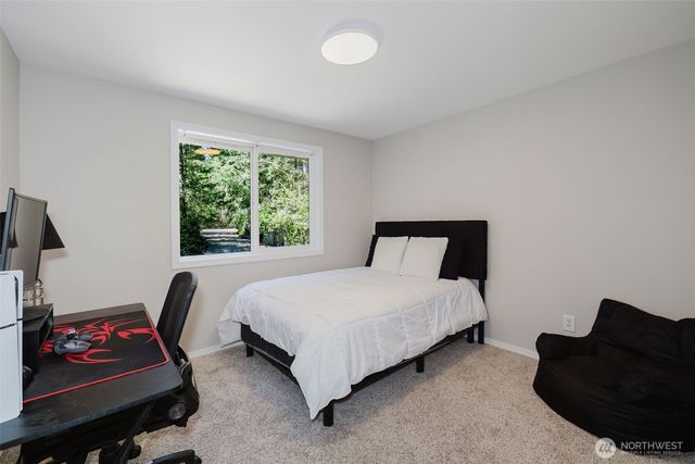 3414 NW Wild Ridge Lane, Bremerton, WA 98312