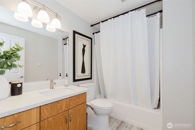 3414 NW Wild Ridge Lane, Bremerton, WA 98312