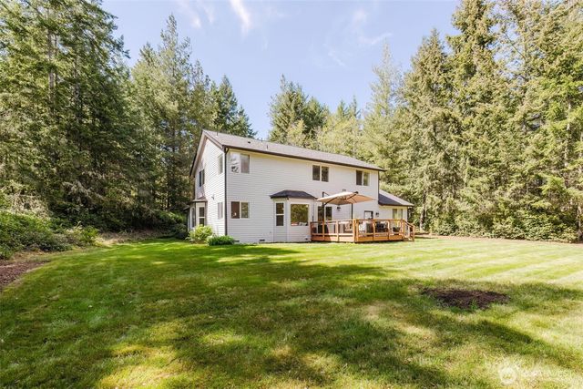 3414 NW Wild Ridge Lane, Bremerton, WA 98312