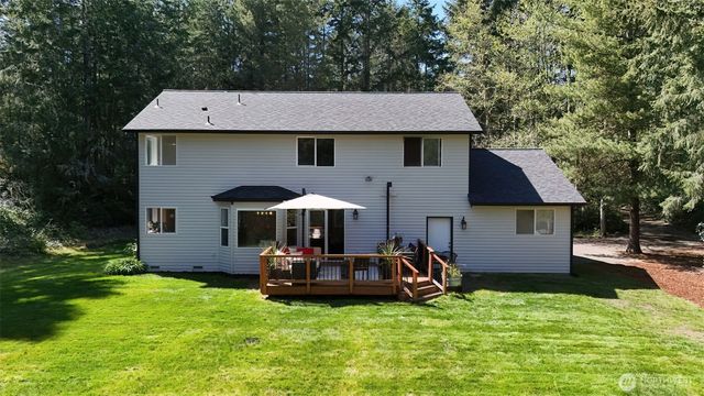 3414 NW Wild Ridge Lane, Bremerton, WA 98312