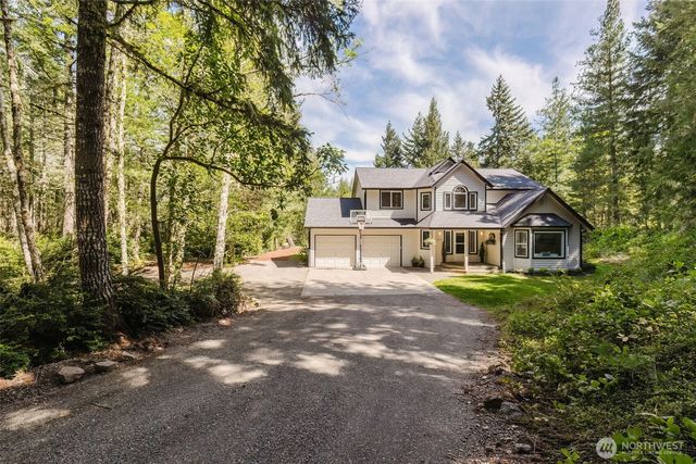 3414 NW Wild Ridge Lane, Bremerton, WA 98312