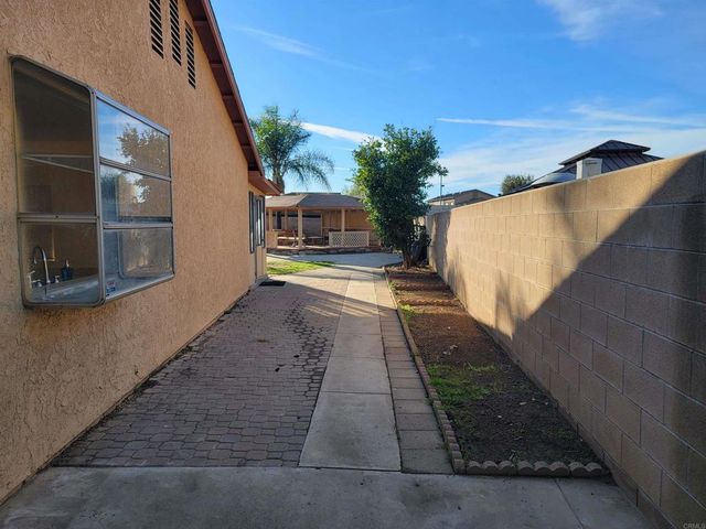 13713 Deer Hill Pl., Moreno Valley, CA 92553