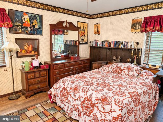 38 GAYLORD CIR, Willingborough, NJ 08046