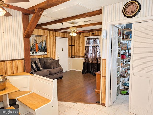 38 GAYLORD CIR, Willingborough, NJ 08046