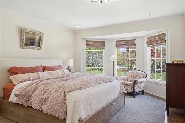 4245 W 124th Terrace, Leawood, KS 66209