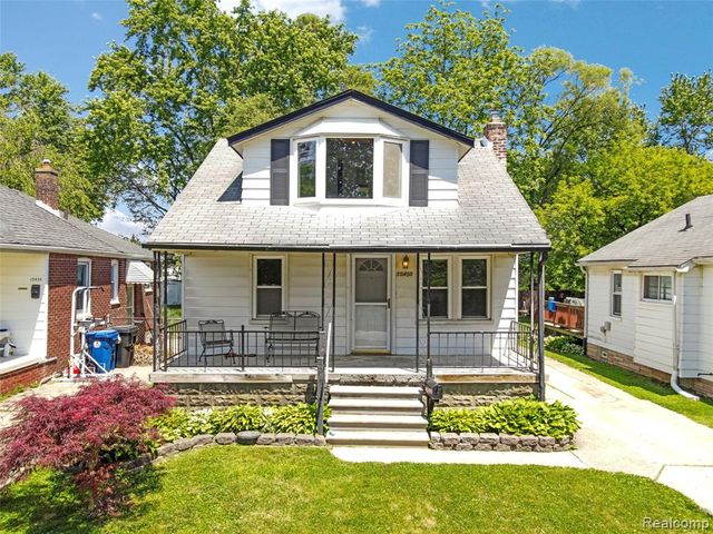 15450 Lola Drive, Redford, MI 48239