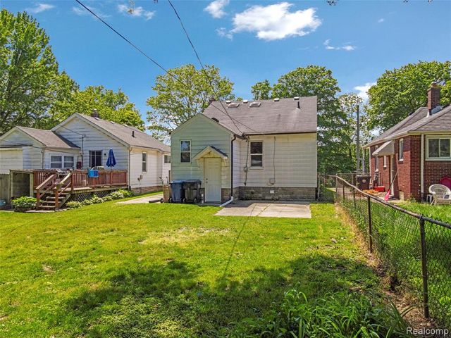 15450 Lola Drive, Redford, MI 48239