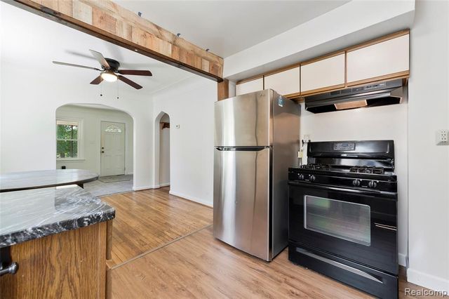 15450 Lola Drive, Redford, MI 48239