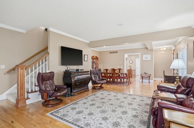 5915 GREEN GATE LN, Columbia, MO 65201