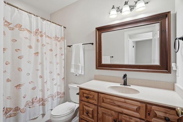 5915 GREEN GATE LN, Columbia, MO 65201