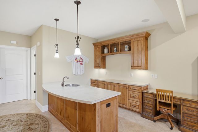 5915 GREEN GATE LN, Columbia, MO 65201