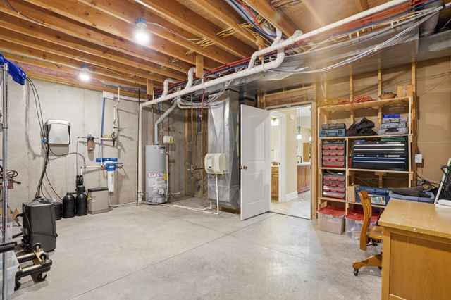 5915 GREEN GATE LN, Columbia, MO 65201