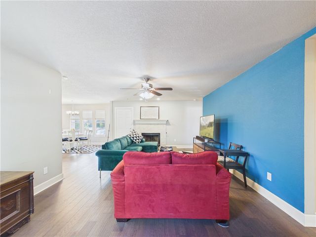 1706 S 20th Street, Rogers, AR 72758
