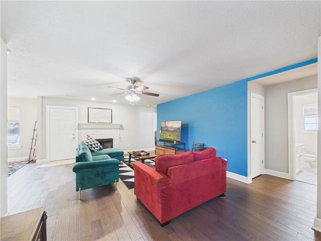 1706 S 20th Street, Rogers, AR 72758