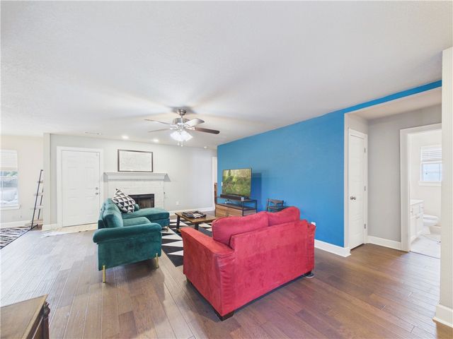 1706 S 20th Street, Rogers, AR 72758