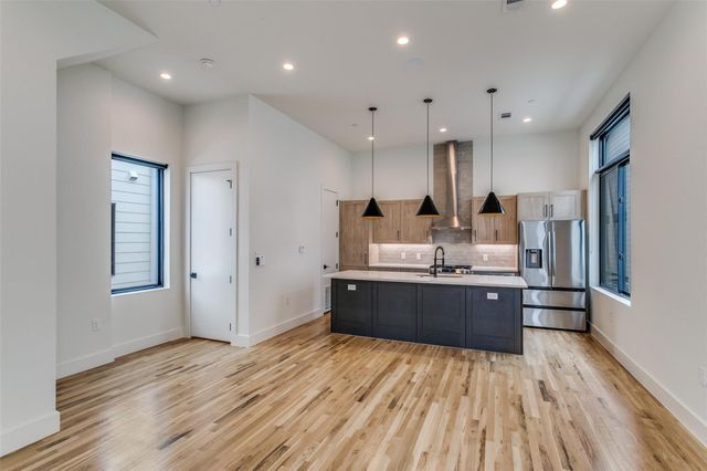 5609 Live Oak Street 302, Dallas, TX 75206