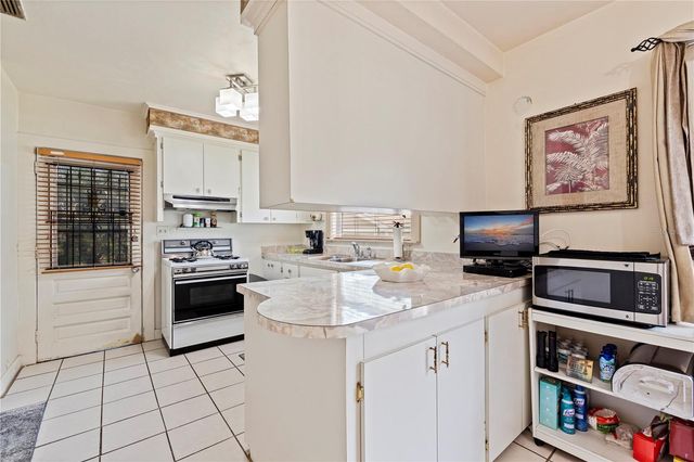 726 17TH AVENUE S, St Petersburg, FL 33701