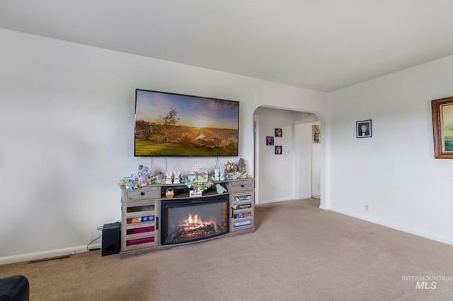 88 S 400 W, Jerome, ID 83338