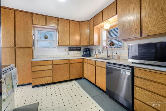 88 S 400 W, Jerome, ID 83338