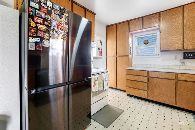 88 S 400 W, Jerome, ID 83338