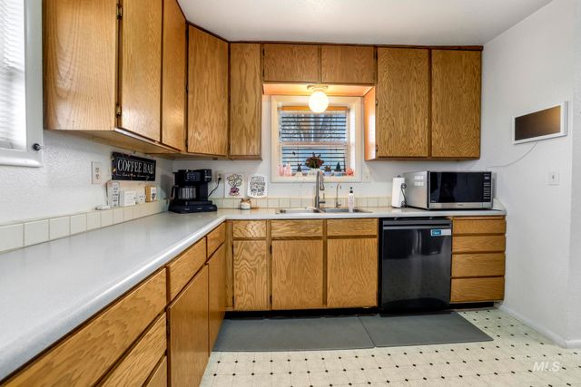 88 S 400 W, Jerome, ID 83338