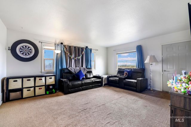88 S 400 W, Jerome, ID 83338