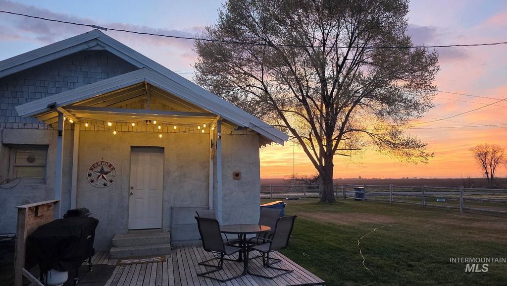 88 S 400 W, Jerome, ID 83338