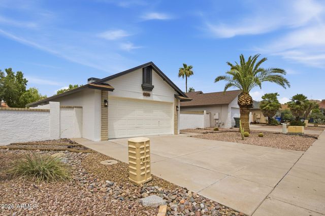 18426 N 19TH Street, Phoenix, AZ 85022