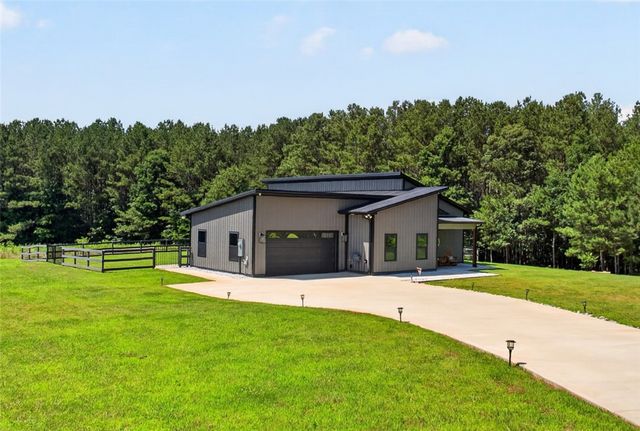 235 & 215 Dairy Farm Road, Westminster, SC 29693
