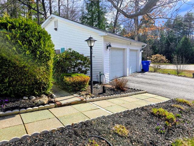 1 Marsh Hill Circle, Tilton, NH 03276