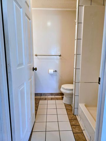 1 Marsh Hill Circle, Tilton, NH 03276