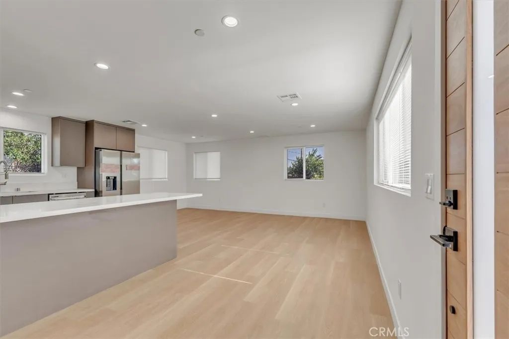 11526 Balboa Blvd, Granada Hills, CA 91344