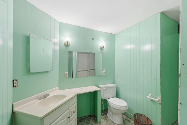 208 Rae Lane, Bonneau, SC 29431