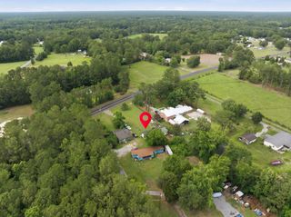 208 Rae Lane, Bonneau, SC 29431