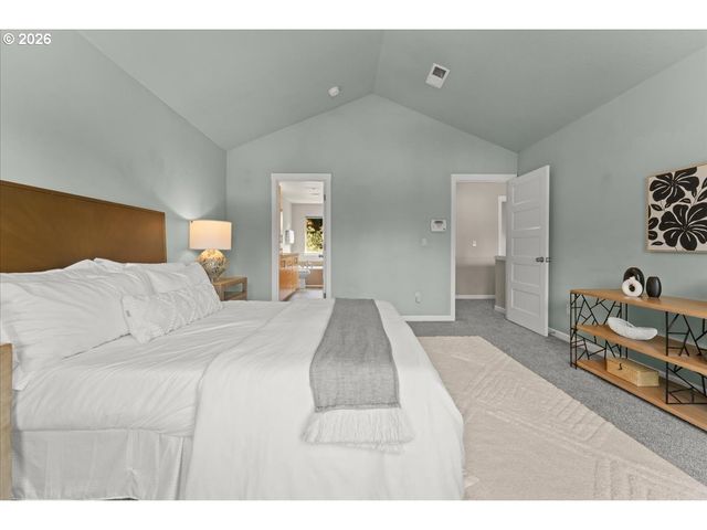 36716 ICHABOD St, Sandy, OR 97055